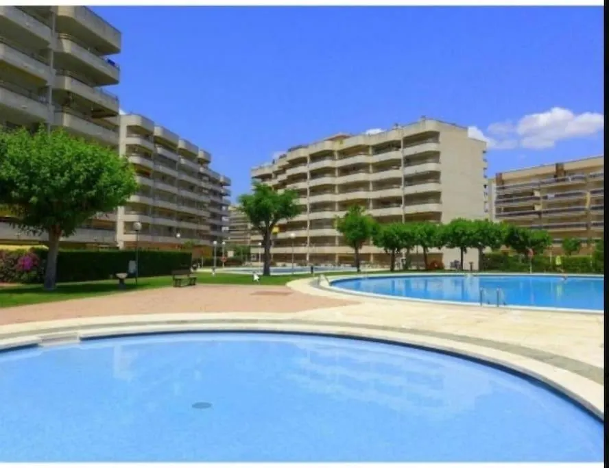 Apartamento En Salou Con 3 Piscinas Junto A Port Aventura